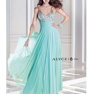 Alice Paris B’Dazzle 35697 beaded dress